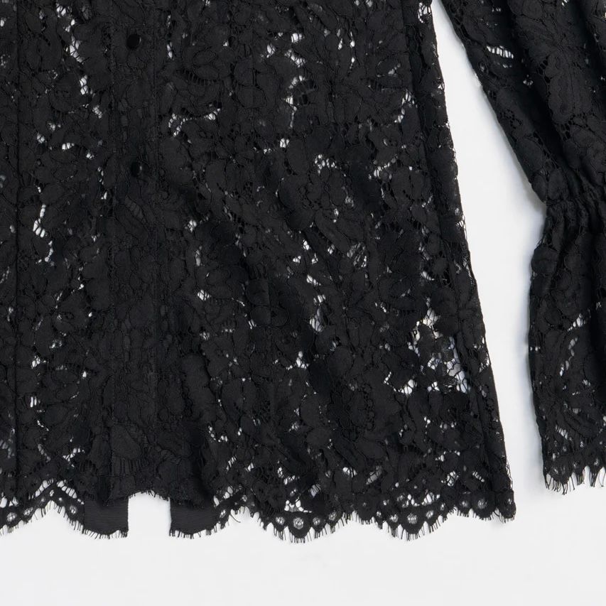 【残り一点】Scallop Lace Blouse