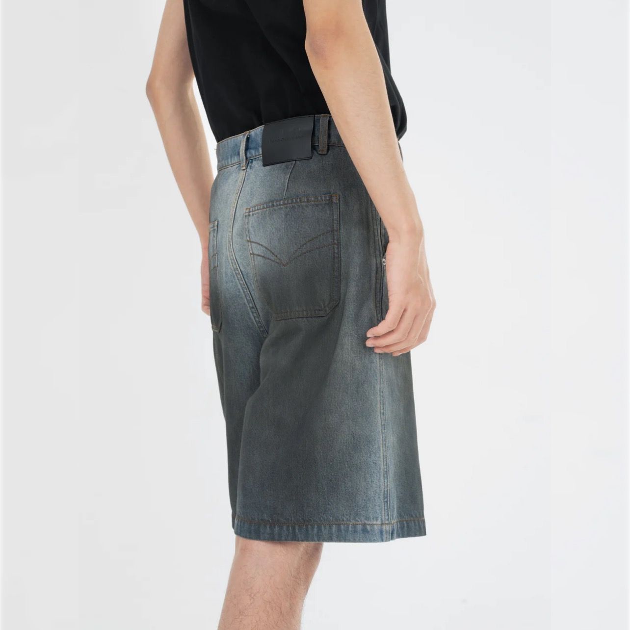 【残り一点】Gradient Indigo Denim Shorts