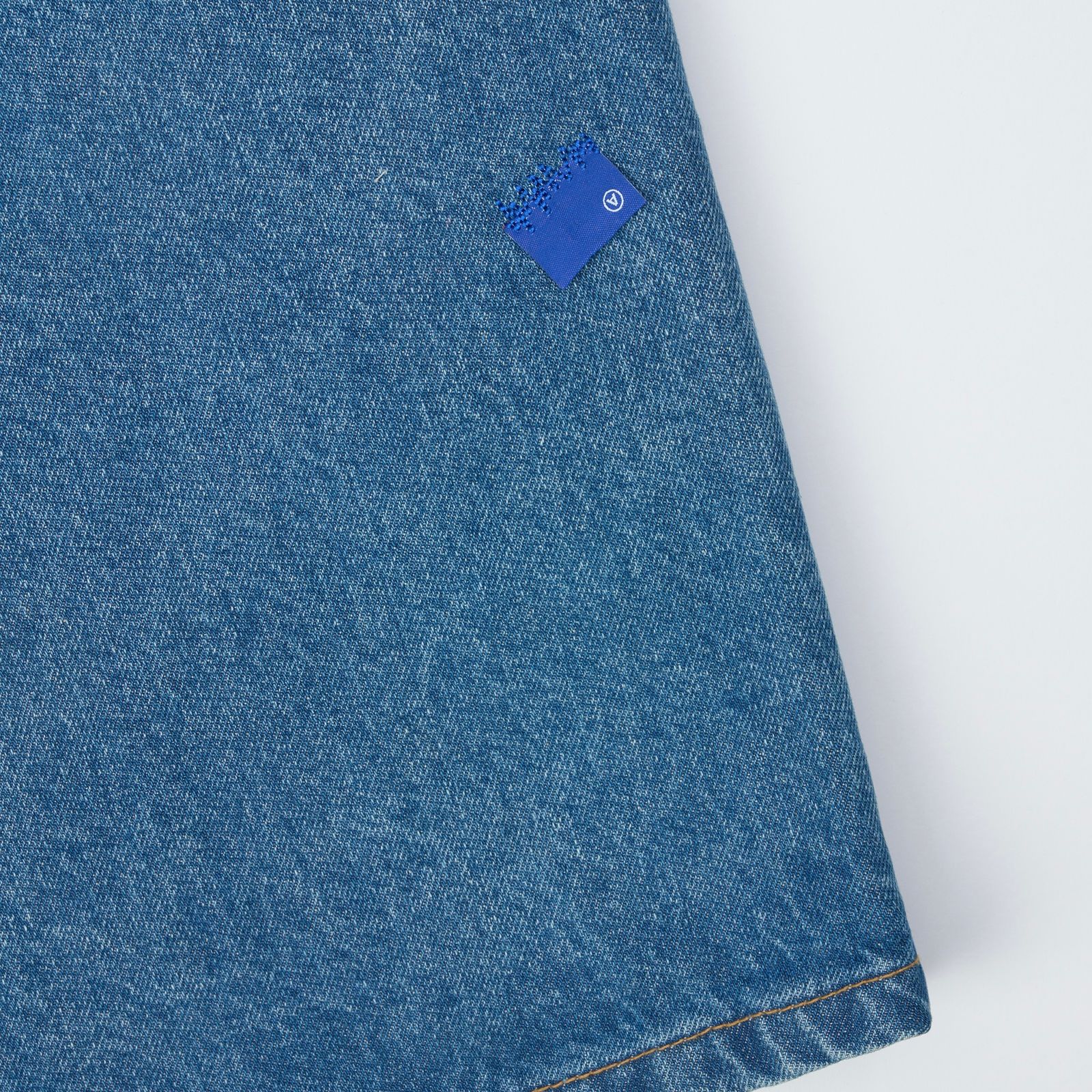 【残り一点】Sig; SV Tag short jeans 01