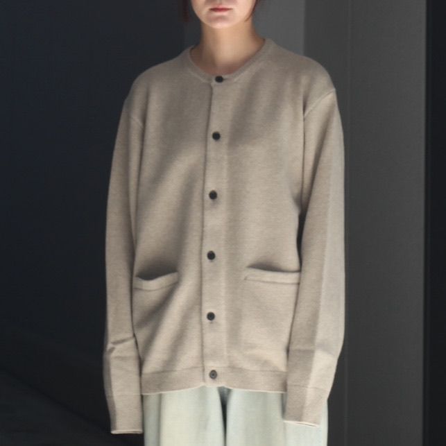 【残りわずか】Extra Fine Wool Knit Crew Neck Cardigan