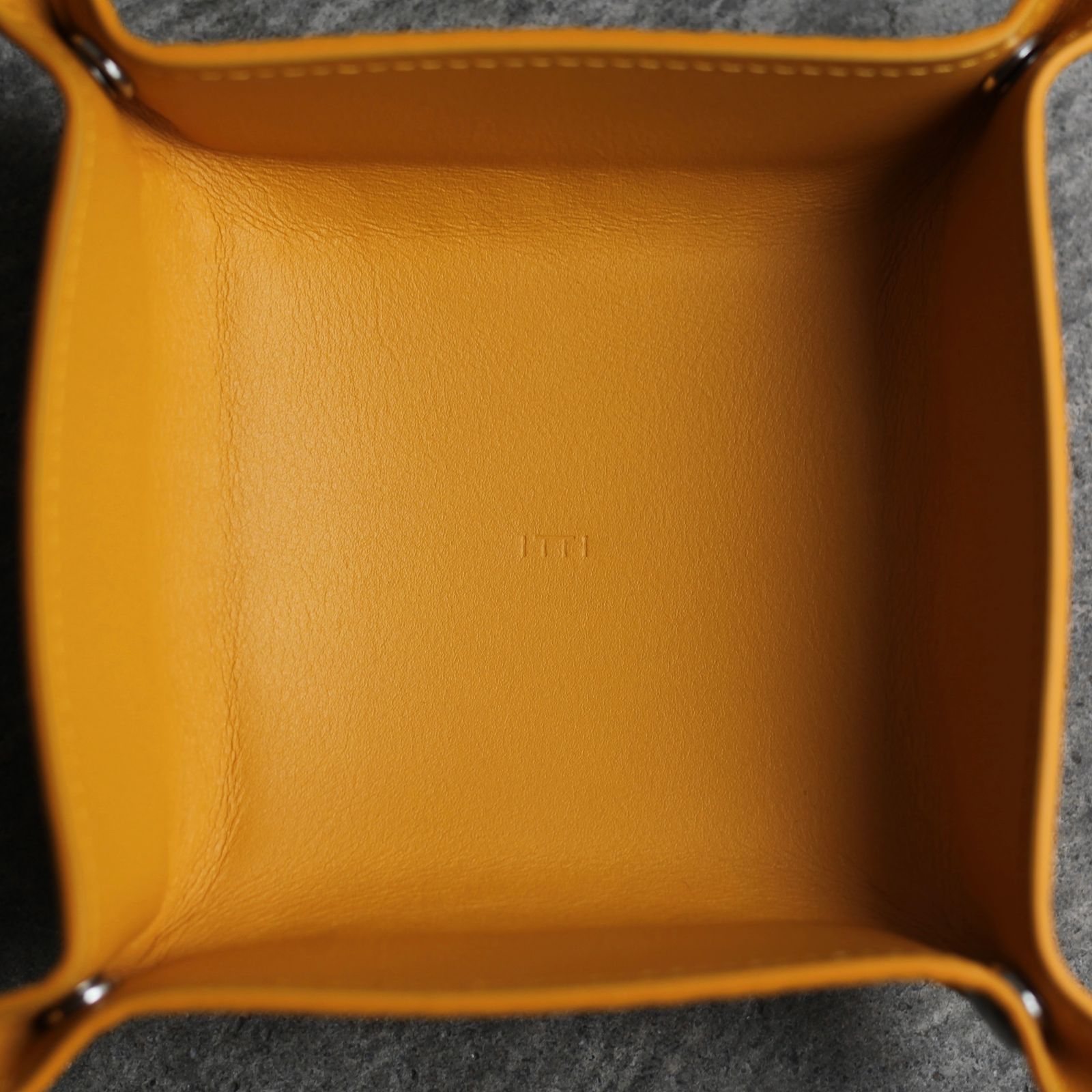 【残りわずか】Herrie Portable Tray(DIPLO SKY)