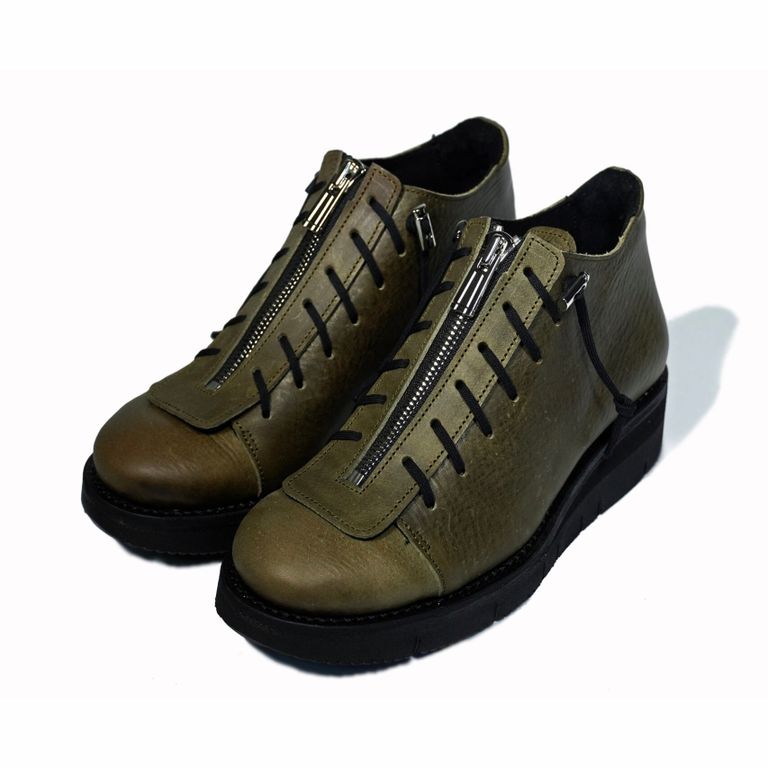 レザー種類 : AMAZONIA (OLIVE)
※商品ページ画像のレザー及び、仕様はサンプルとしてご覧ください。