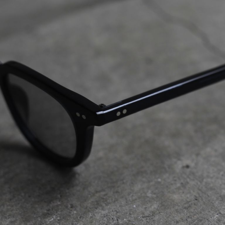 レンズ: LIGHT GREY