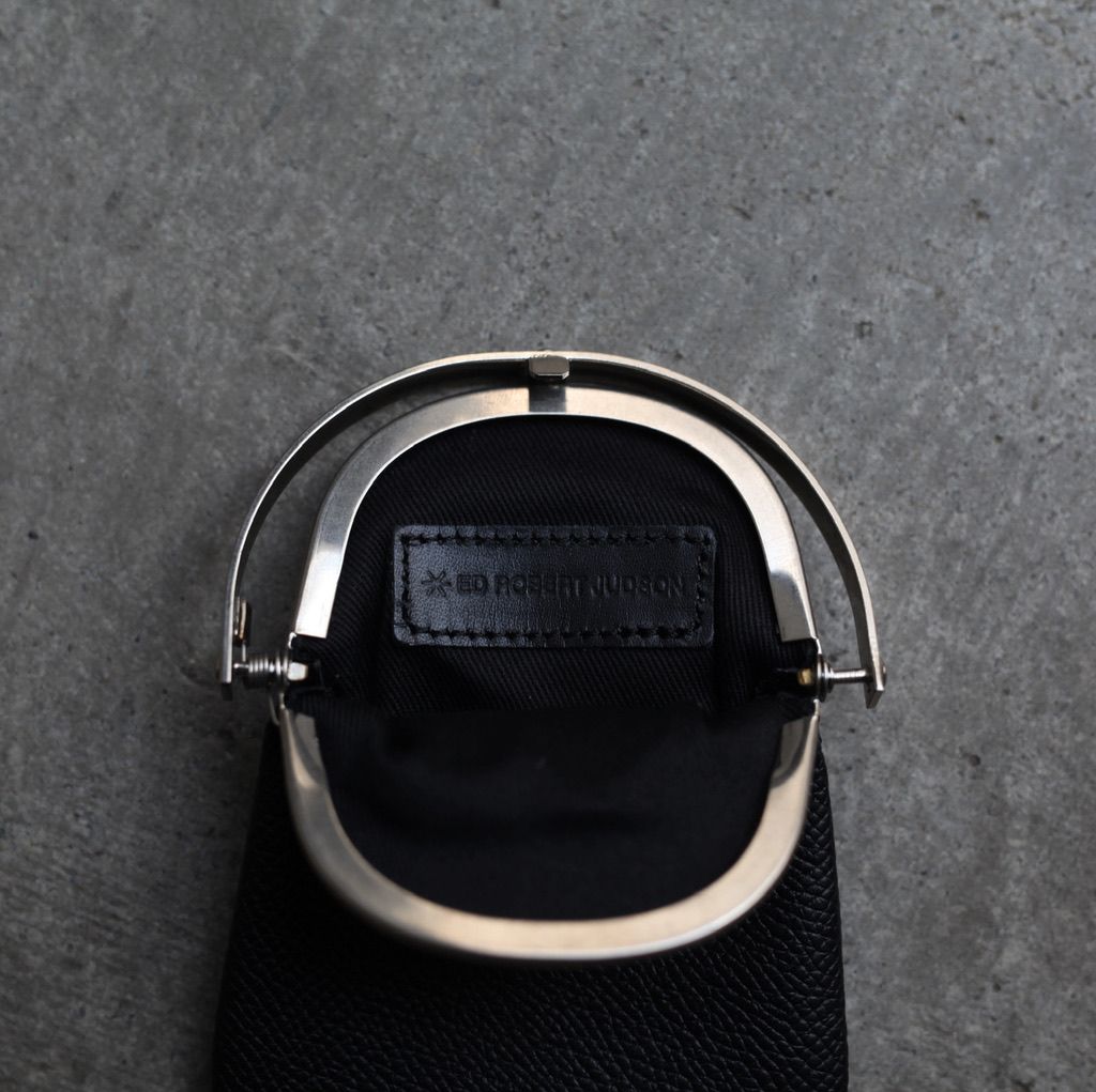 【残りわずか】Frame Long Purse(ODD_COW)
