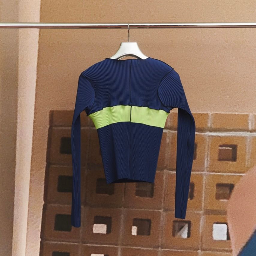 【残り一点】Tiny Border Top