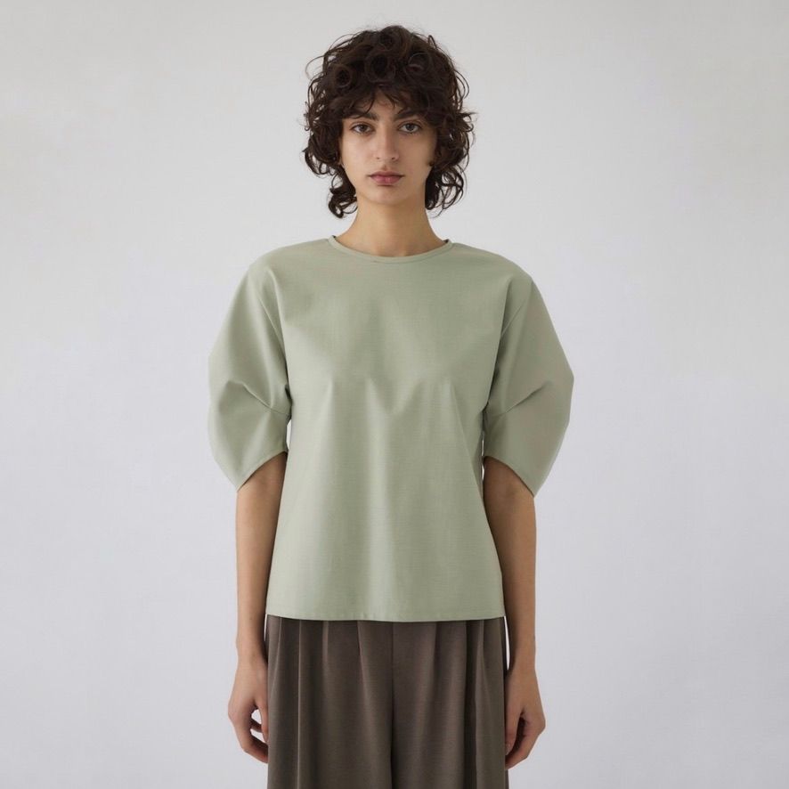 RIM.ARK ♡Sleeve tuck cut tops Sleeve tuck cut tops スリーブタックカットトップス（Tシャツ