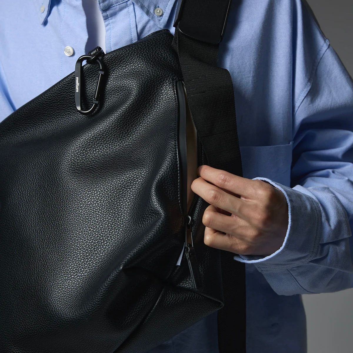 【残り一点】Leather Messenger Bag(M)