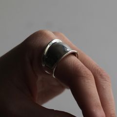 【お取り寄せ注文可能】Chopin Right Finger Armor Ring(WHITE)