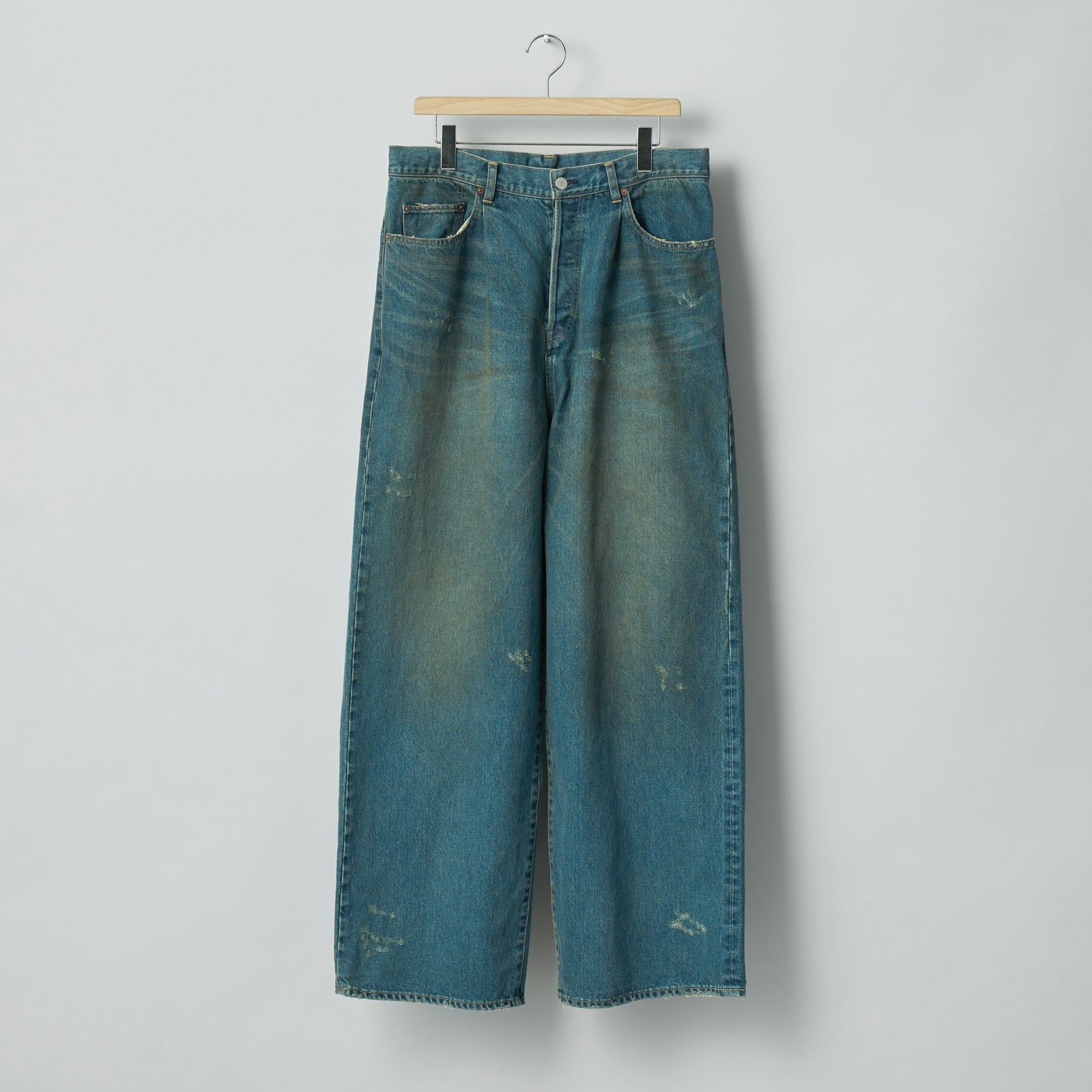 【残りわずか】Baggy Denim Jeans