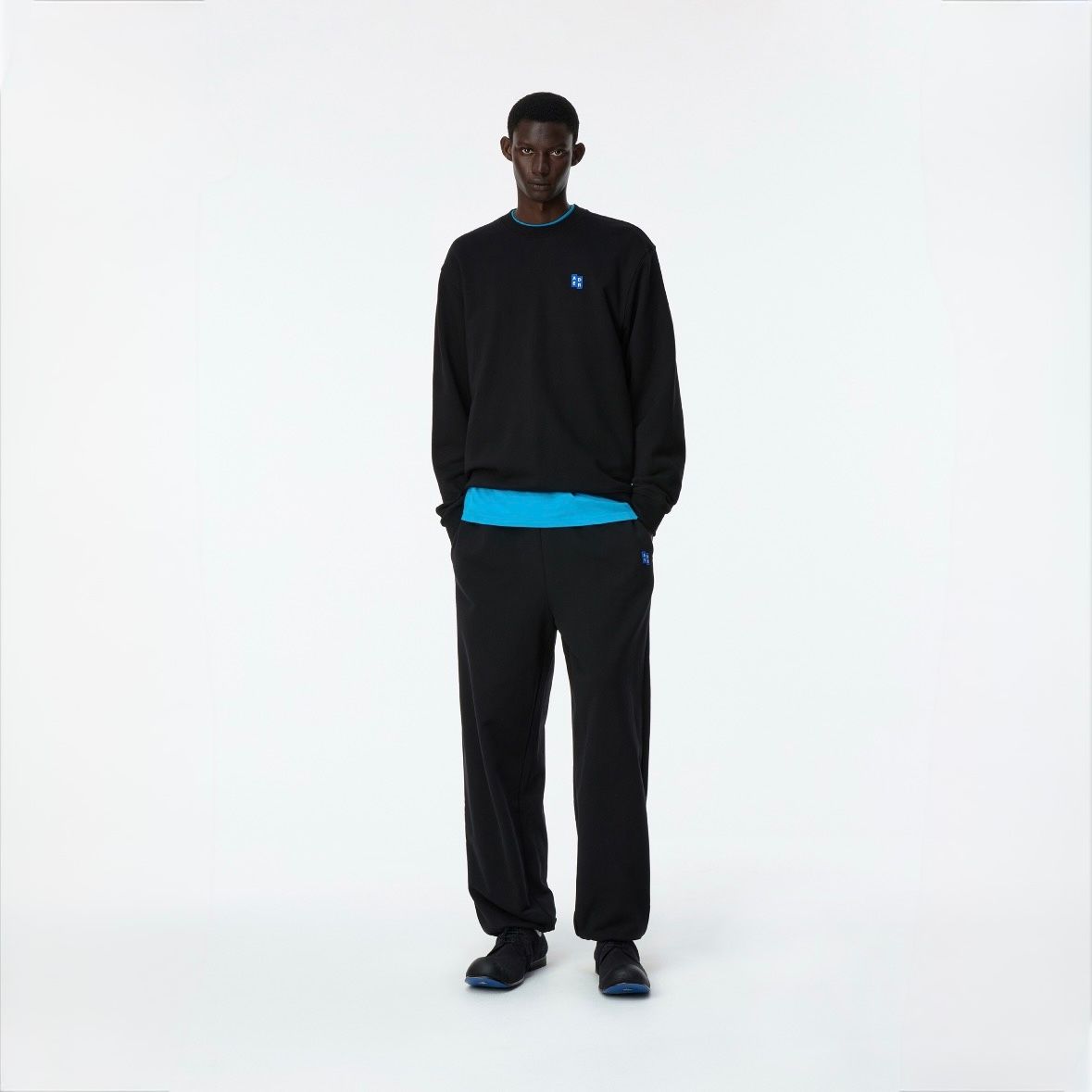 【残り一点】Sig; BL Tag Sweatshirt 01