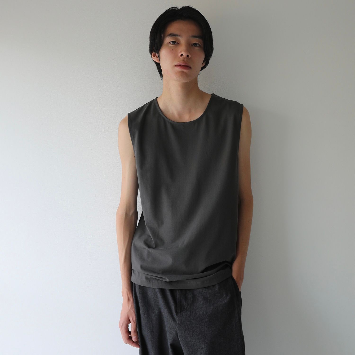 【残り一点】Mellow Sleeveless Tee