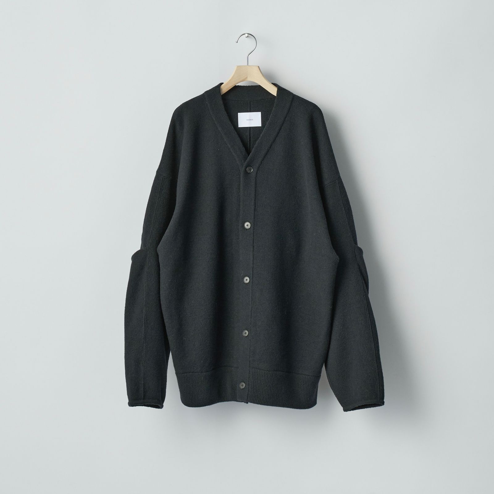 【残りわずか】Extra Fine Wool Knit Tucked Cardigan
