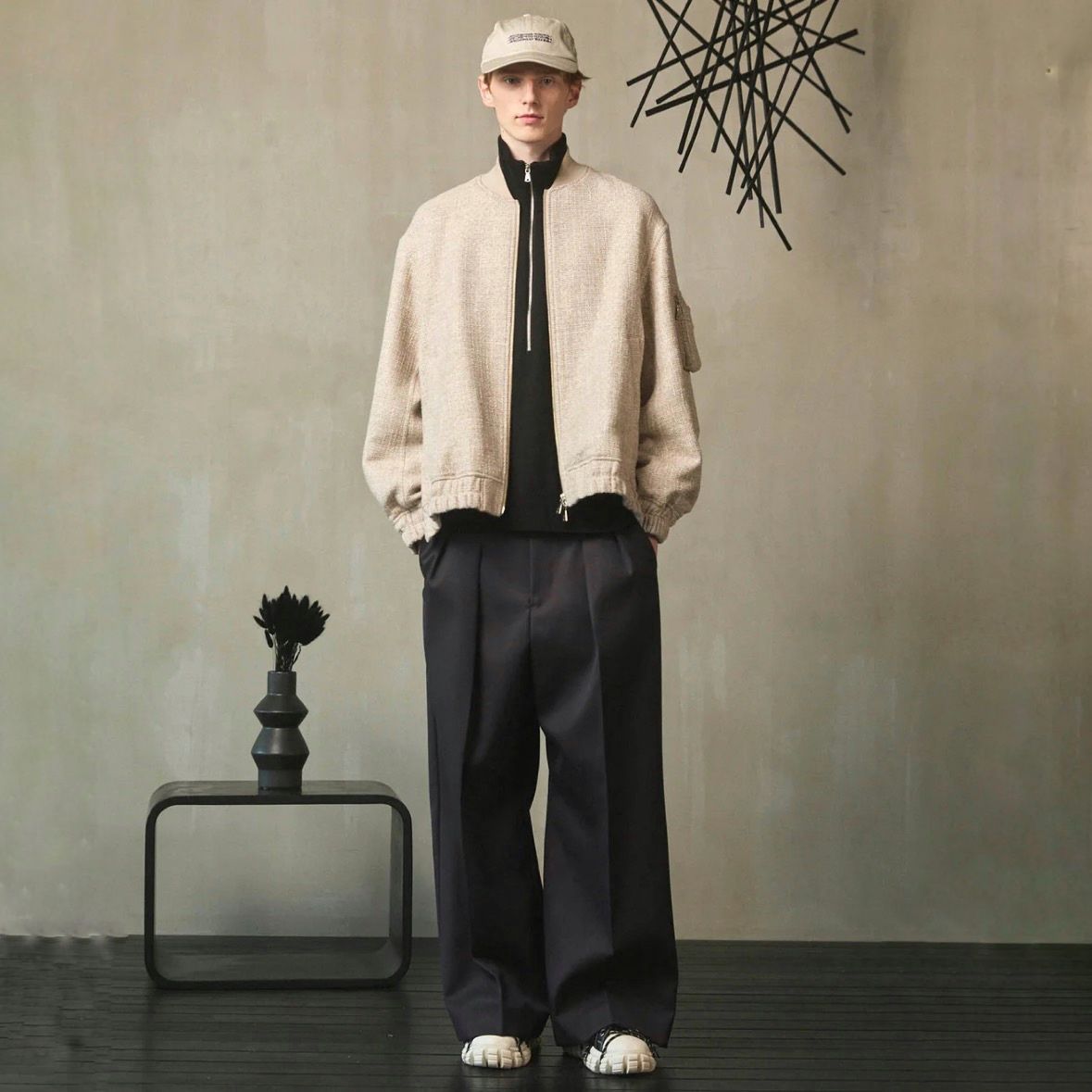 【残り一点】48/2 4Colors Chambray Wool 2tuck Wide Pants