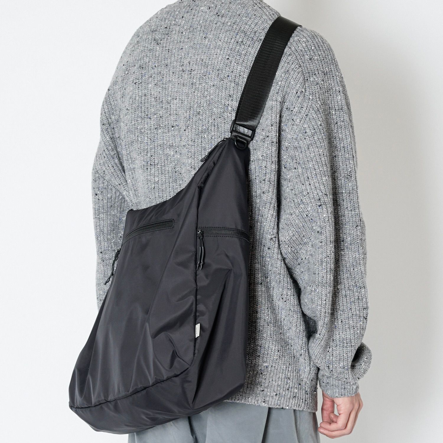 【残り一点】Nylon Round Bag