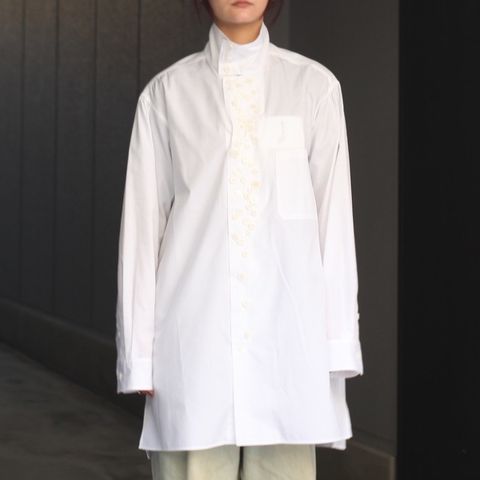 【残り一点】長袖釦多シャツ