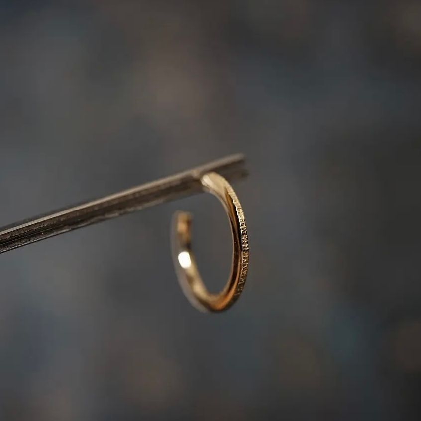 【残り一点】Thin Rain Pierce(GOLD）