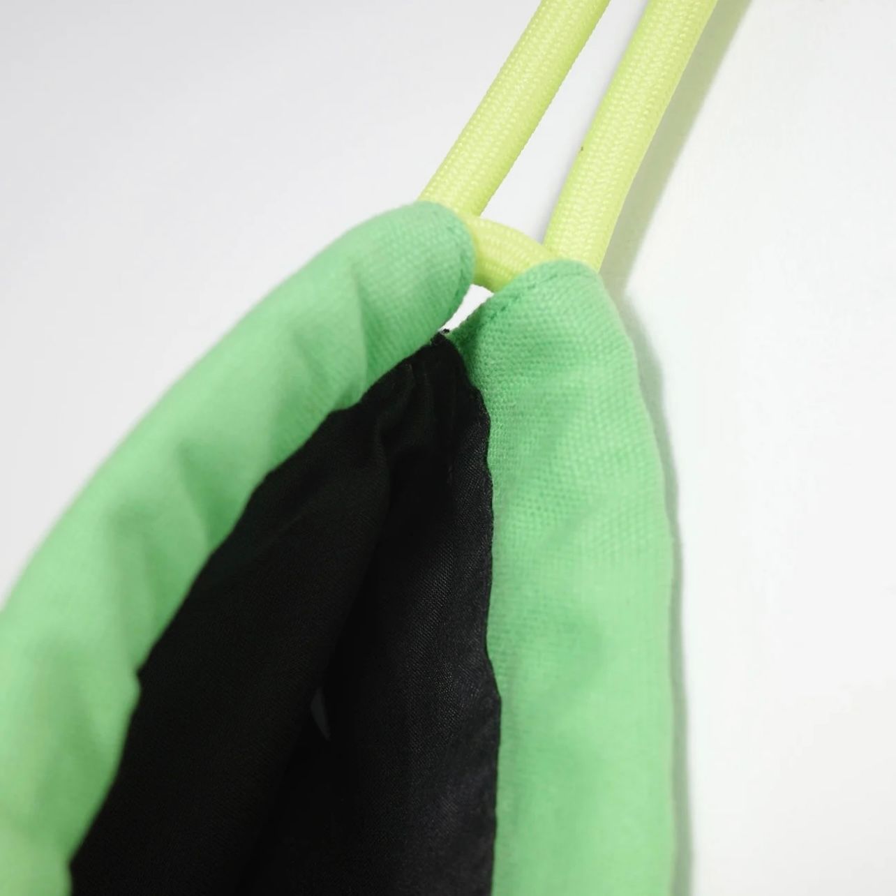 【残り一点】Big Drawstring Bag(GREEN)