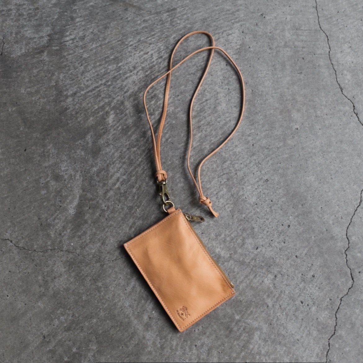 【残り一点】ネックフラグメントケース