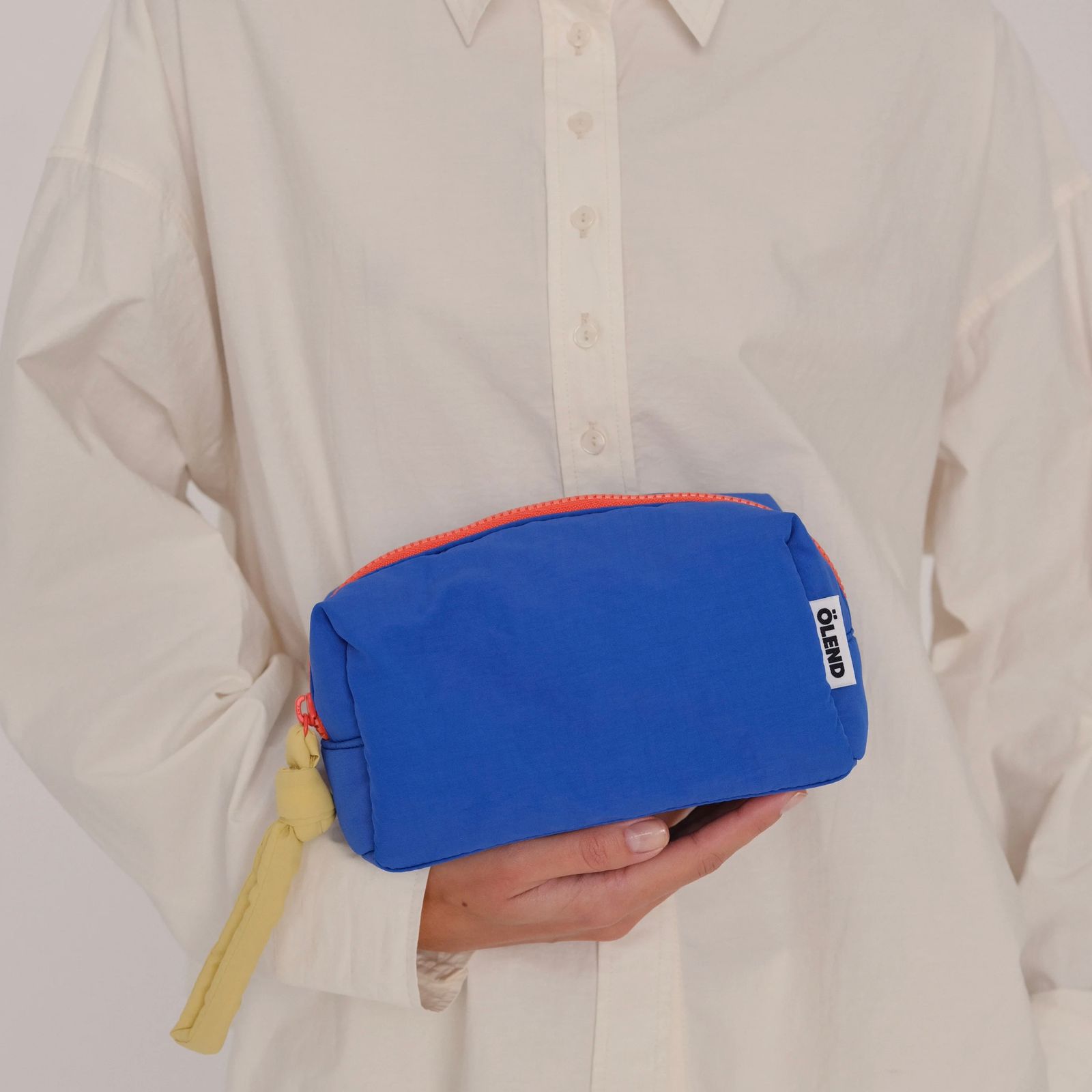 【残りわずか】Makeup Bag