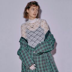 【残り一点】Lace Turtle Top