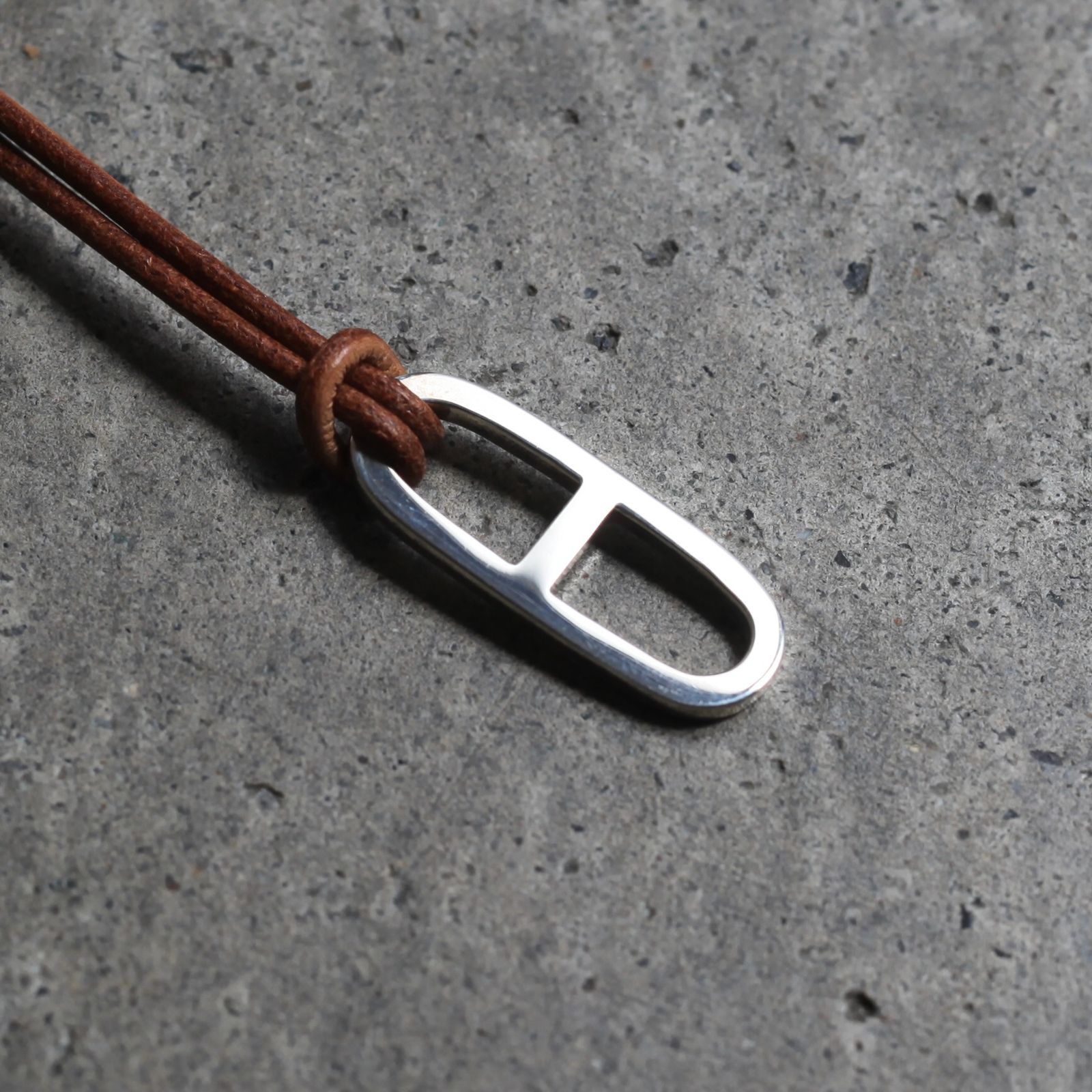 【残り一点】Flat Anchor Leather Necklace(BROWN LEATHER×SILVER)