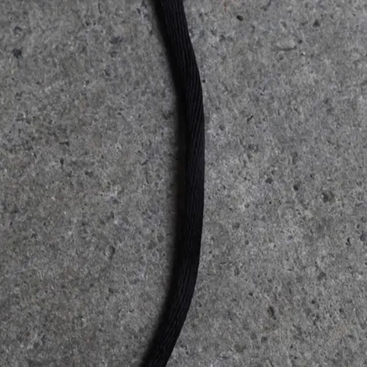 【残りわずか】Tear Drop Bolo Tip Necklace(BLACK LEATHER×SILVER)