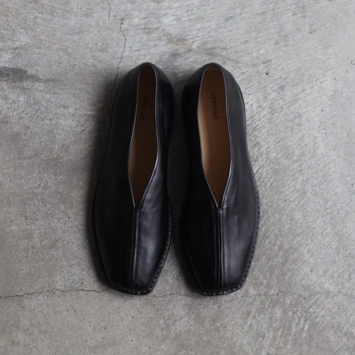 【残り一点】Flat Piped Slippers(LAMB LEATHER)