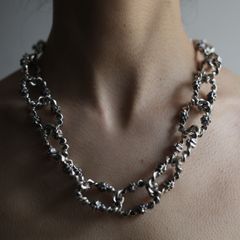 【お取り寄せ注文可能】Twist Angle Chain Neckless(SILVER)