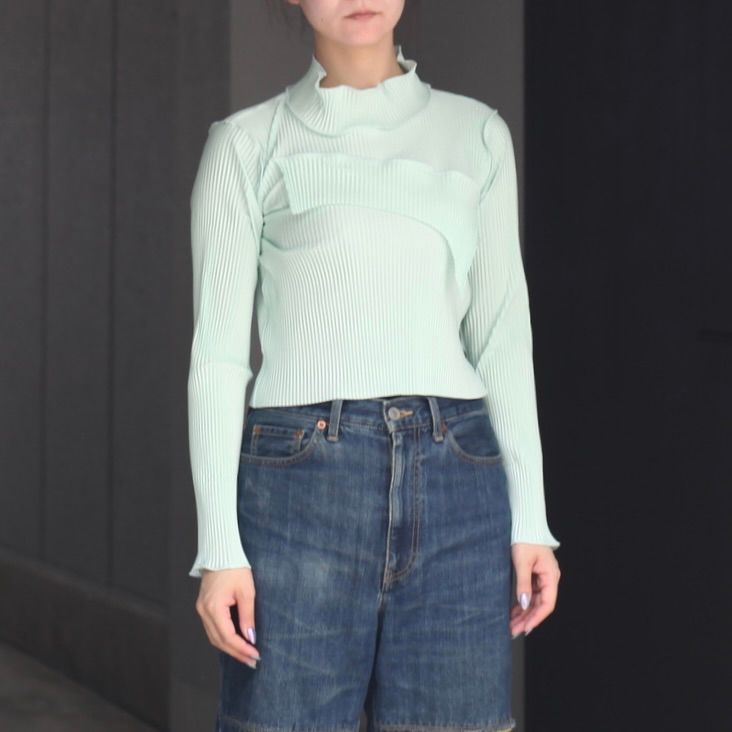 【残り一点】Todo Tiny Wave Top Long Sleeve High Neck