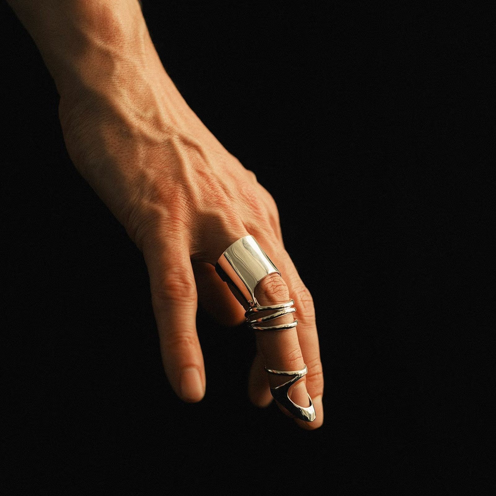 【お取り寄せ注文可能】Fingertip Ring