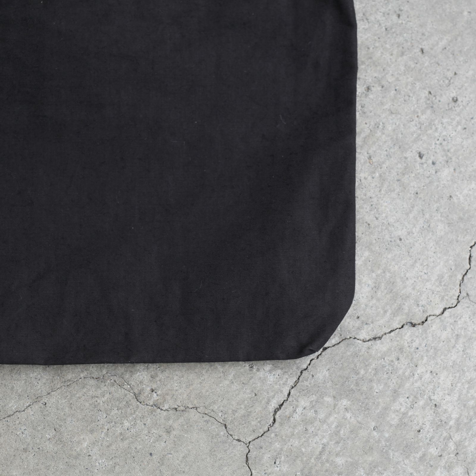【残りわずか】Researcher Bag Medium(BLACK)