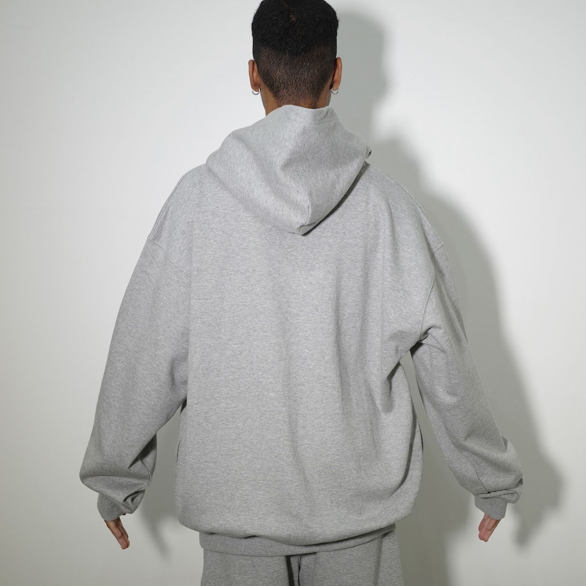 【残り一点】Sweat Hoodie