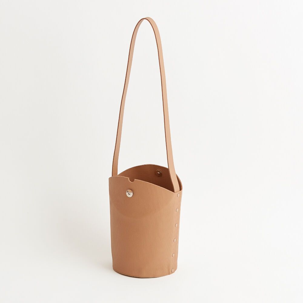 irose - 【残り一点】Cardboard Tube Shoulder Bag | ACRMTSM ONLINE STORE