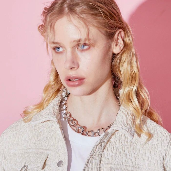 【再販売通知受付可能】Square Twist Short Necklace