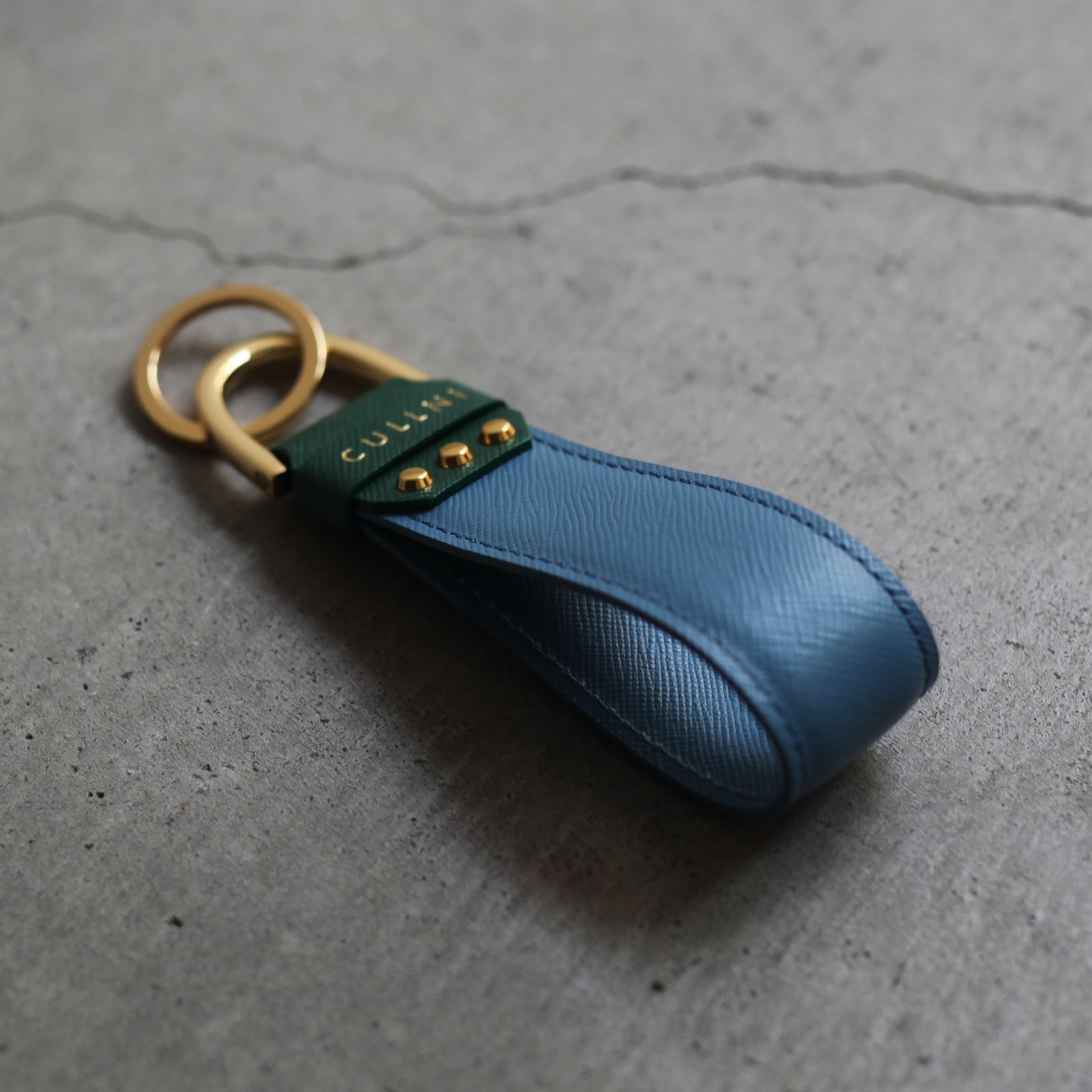 CULLNI - 【残り一点】Leather Strap Key Ring | ACRMTSM ONLINE STORE