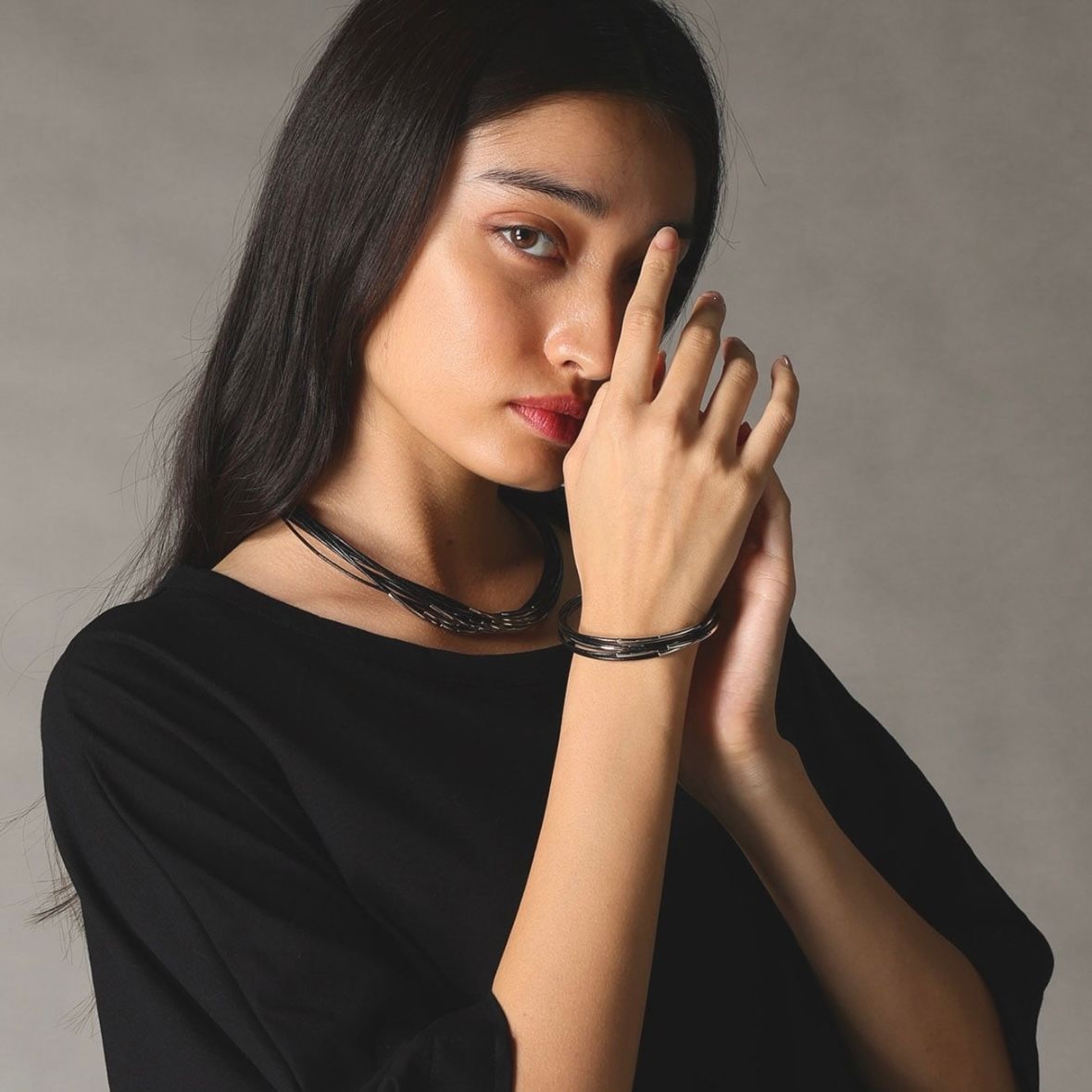 【残り一点】チューブブレスレット(GOLD)