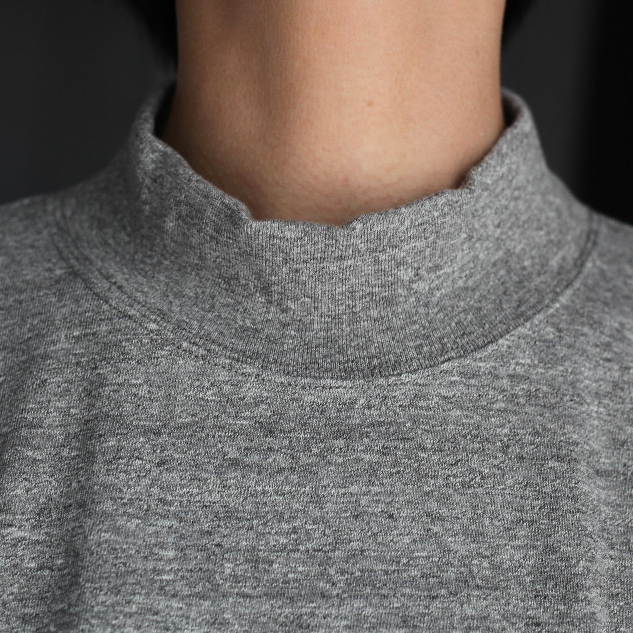 【残り一点】L/S Mock Neck - M