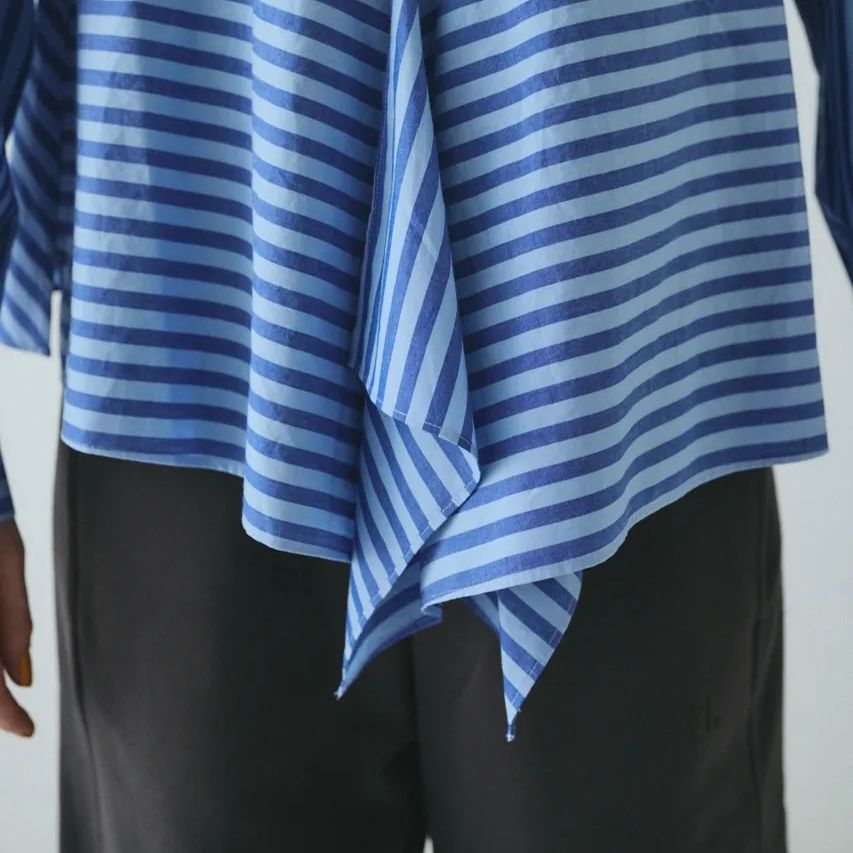 【残り一点】Flare Hem Shirt