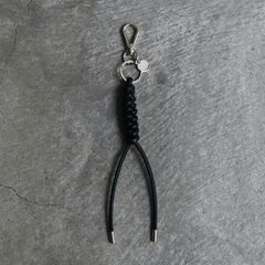 【残りわずか】Cristy Snakeknot Charm(STCOW)