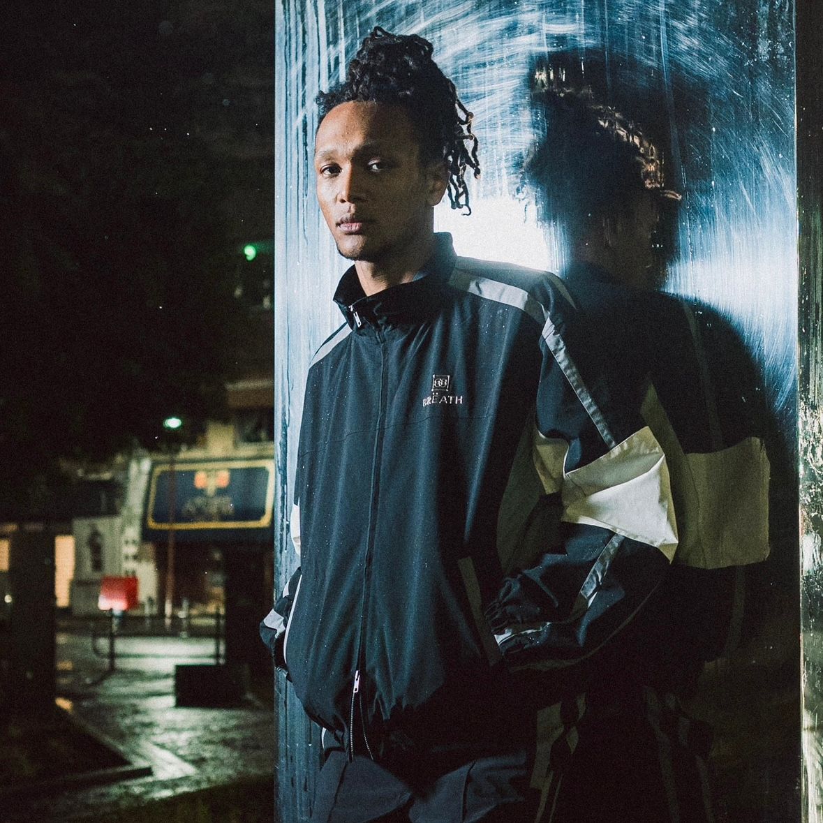 【残り一点】Crest Logo Warm Up Jacket