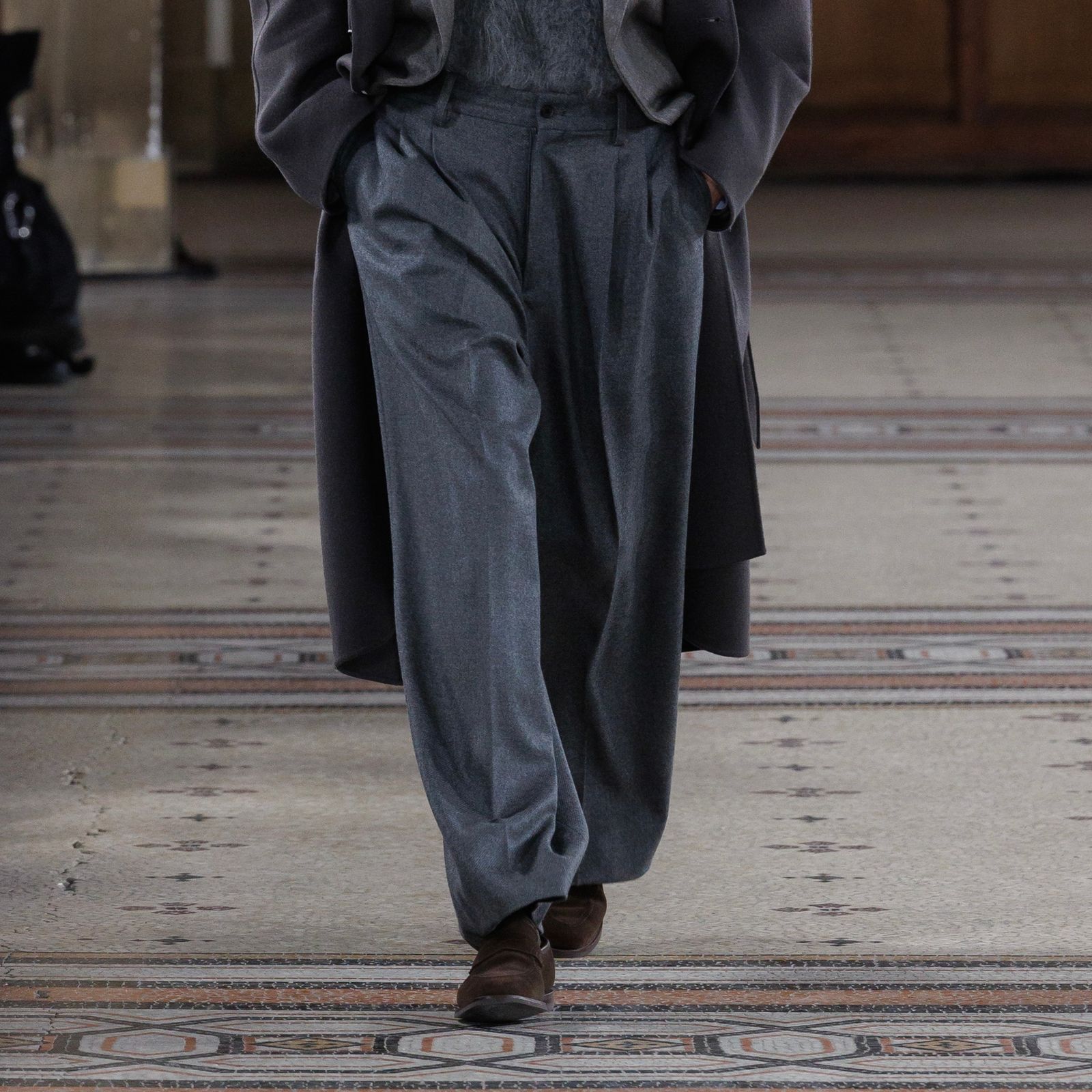 【残り一点】Compressed Flannel Long Wide Trousers