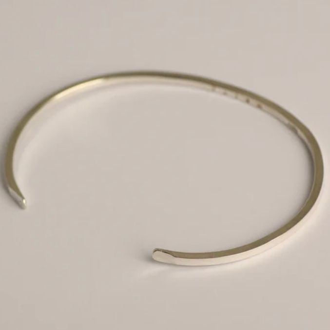 【お取り寄せ注文可能】Narrow 2mm Wide Bangle