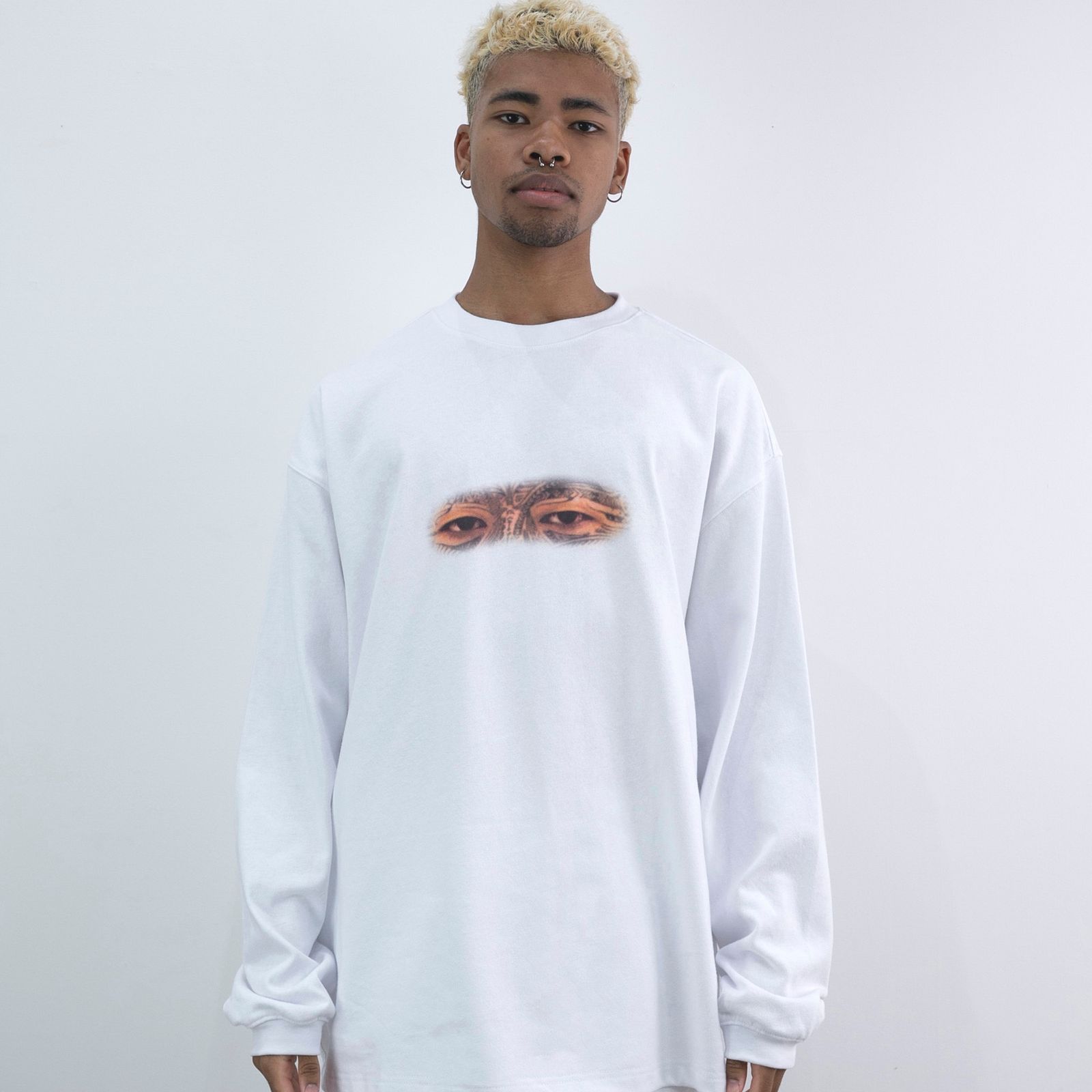 【残りわずか】Eyes L/S Tee
