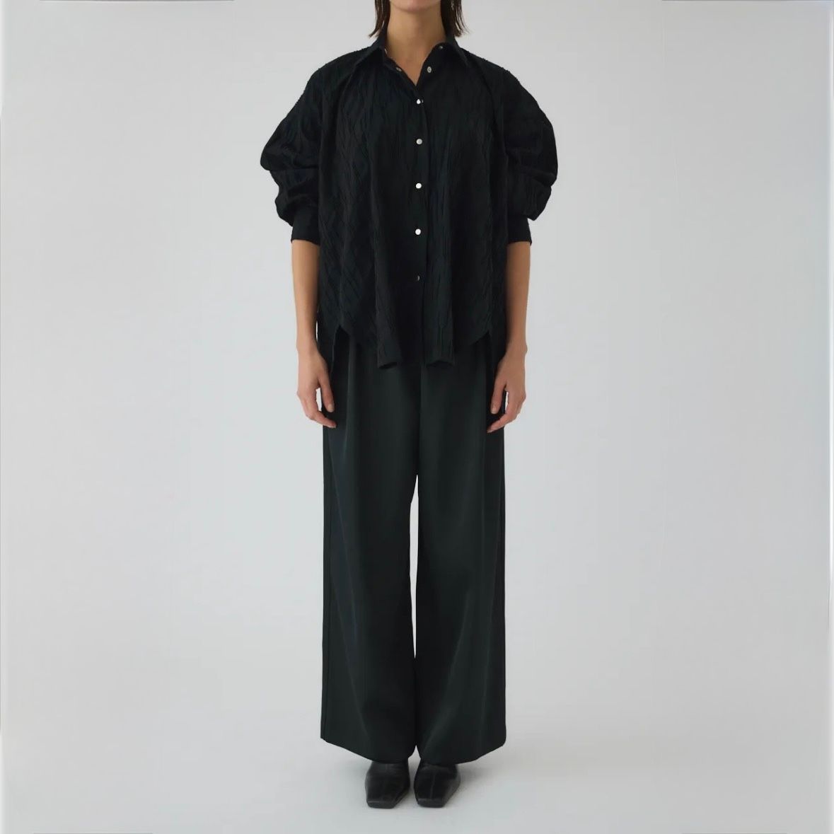 【残り一点】Tuck Pleats Back Volume SH