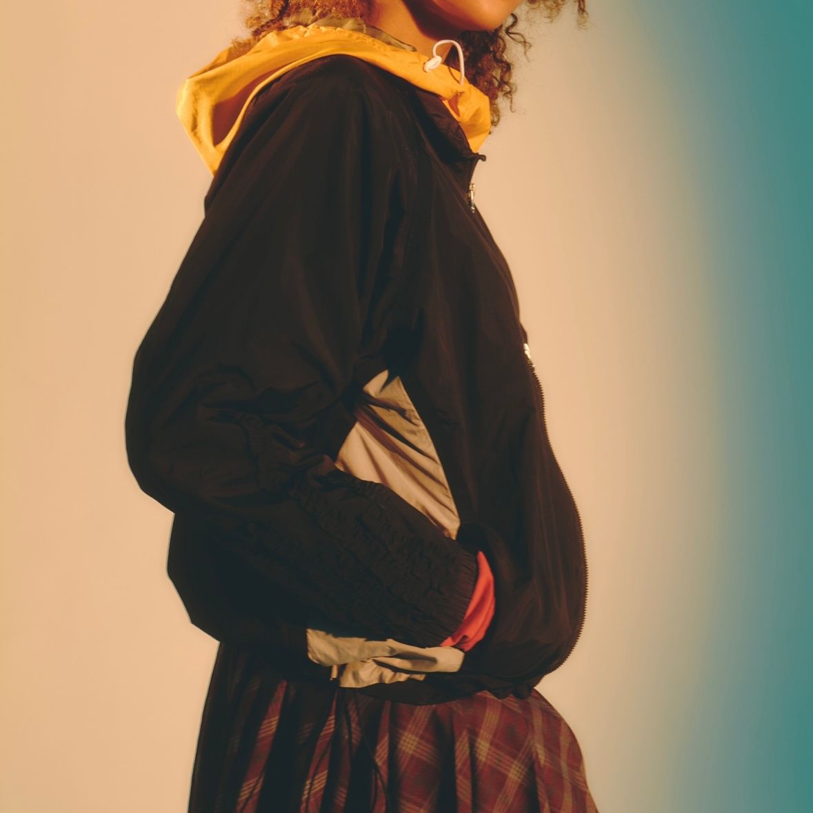 【残り一点】Nylon Ruffle Jacket