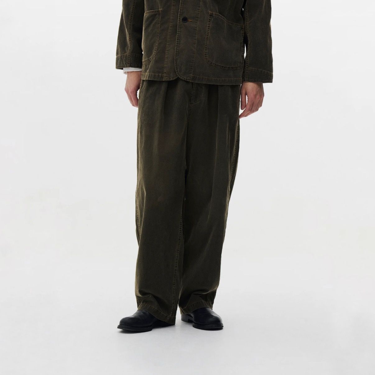【残り一点】Corduroy 1Pleated Easy Trousers