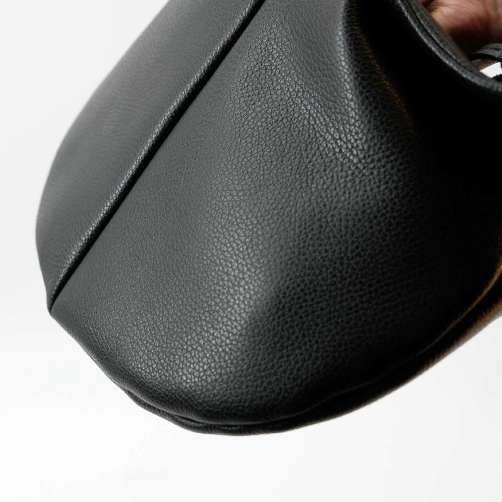 【残りわずか】Round Shoulder