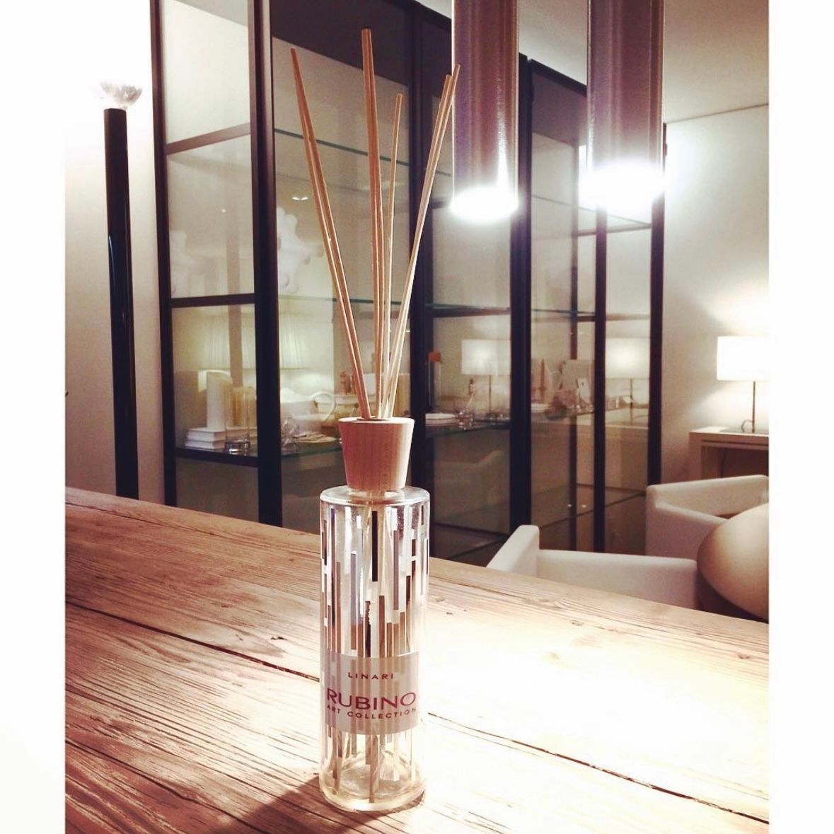 【残りわずか】Room Diffuser(ART COLLECTION RUBINO)