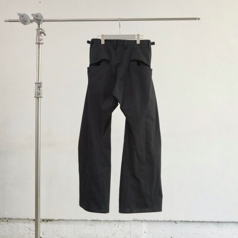 【残り一点】2Tucked Curved Leg Trousers