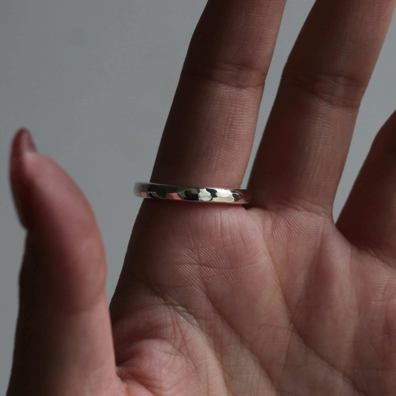 【残り一点】Oval Hammered Ring(3.5mm)